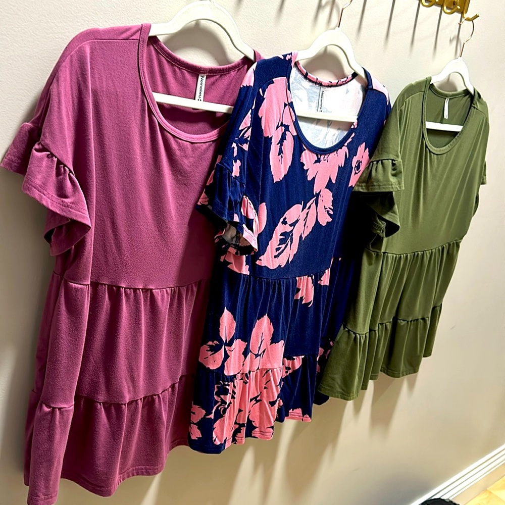 Bundle of maternity tops